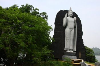 פסל בודהא שהוצב על ידי צבא סרילנקה המנצח