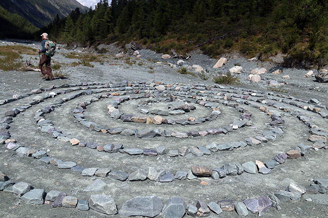 מעגל אבנים מיסטי. בהרי אלטאי. צילום: גילי חסקין